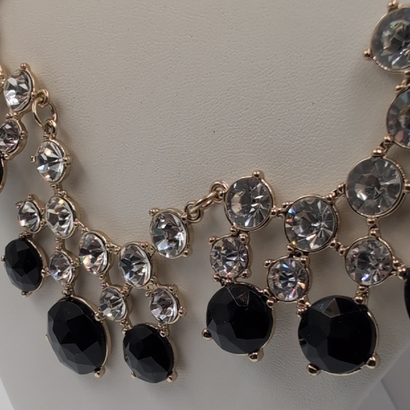 Talbots Black and Gold Statement Necklace - Picture 4 of 5